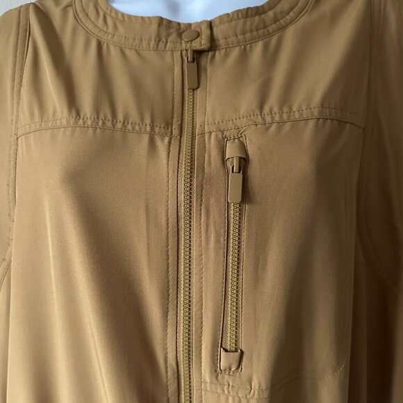 NWT Old Navy Stretch Tech Romper Loose Fit Cinched Waist - Size 2X - Picture 5 of 11